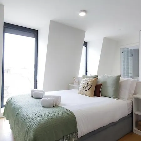 Amazing Stylish W Ac Balcony Elevator Daire *