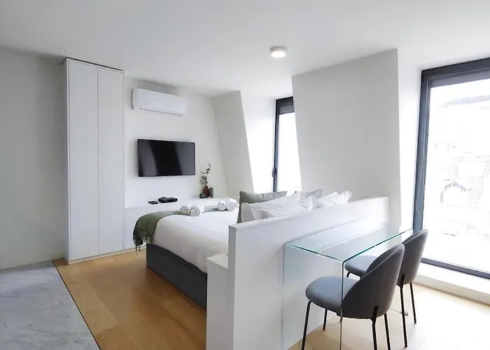 Διαμέρισμα Amazing Stylish W Ac Balcony Elevator *