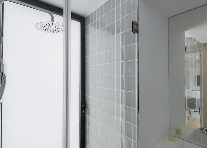 Διαμέρισμα Amazing Stylish W Ac Balcony Elevator